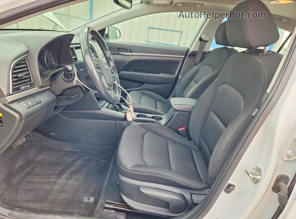 5NPD84LF9JH280670 2018 HYUNDAI ELANTRA White წინა სალონის ხედი