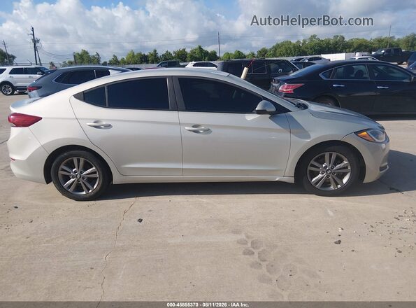 5NPD84LF9JH281379 2018 HYUNDAI ELANTRA Gold Vista interior trasera