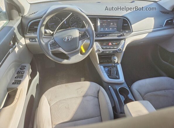 5NPD84LF9JH296545 2018 HYUNDAI ELANTRA Silver Vista del salpicadero