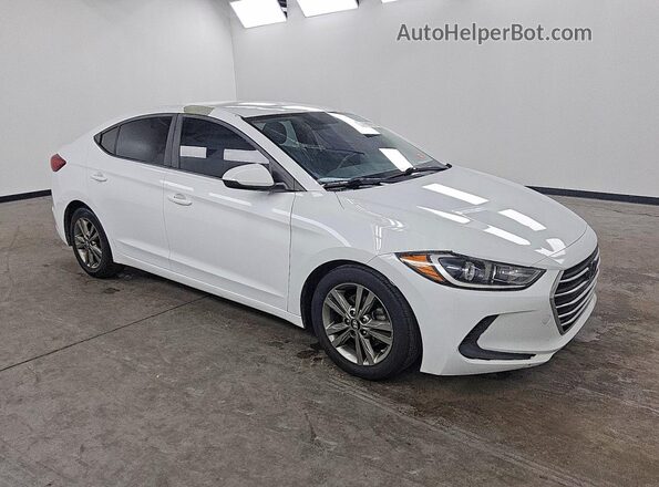 5NPD84LF9JH301792 2018 HYUNDAI ELANTRA Белый Передняя правая четверть