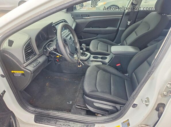 5NPD84LF9JH302845 2018 HYUNDAI ELANTRA White Front interior view
