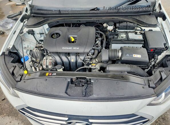 5NPD84LF9JH302845 2018 HYUNDAI ELANTRA White Rear interior view