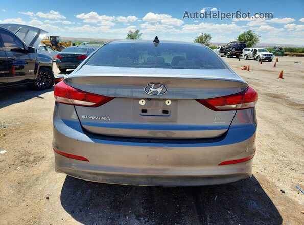 5NPD84LF9JH317300 2018 HYUNDAI ELANTRA Gray Widok z tyłu