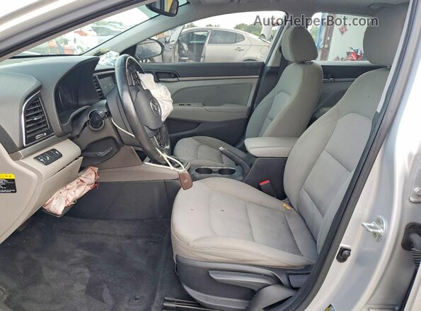 5NPD84LF9JH344061 2018 HYUNDAI ELANTRA Silver წინა სალონის ხედი