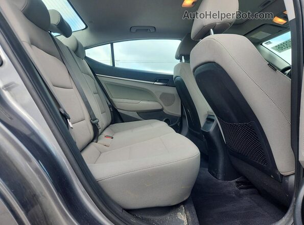 5NPD84LF9JH373642 2018 HYUNDAI ELANTRA Серебряный Вид задних сидений