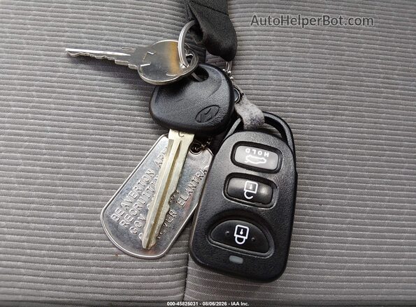 5NPD84LF9JH391932 2018 HYUNDAI ELANTRA Silver Vista del salpicadero