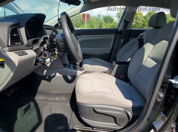 5NPD84LF9JH402279 2018 HYUNDAI ELANTRA Black Vista interior delantera