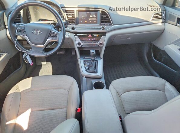 5NPD84LFXHH027545 2017 HYUNDAI ELANTRA Blue Widok deski rozdzielczej