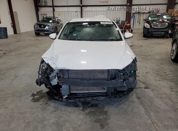 5NPD84LFXHH097448 2017 HYUNDAI ELANTRA White Front view