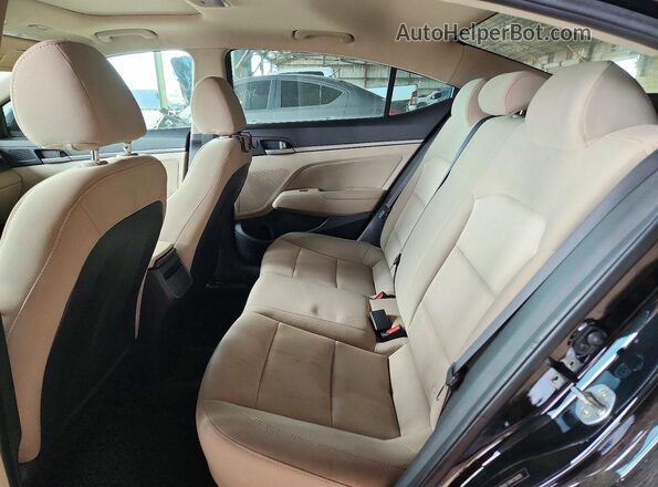 5NPD84LFXHH159205 2017 HYUNDAI ELANTRA Black Հետևի նստատեղերի տեսք