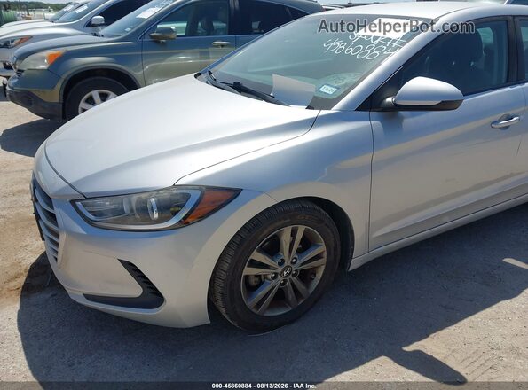 5NPD84LFXJH221269 2018 HYUNDAI ELANTRA Silver Front view