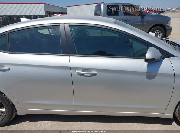 5NPD84LFXJH221269 2018 HYUNDAI ELANTRA Silver Rear interior view