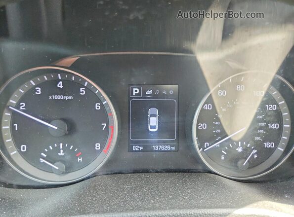 5NPD84LFXJH231042 2018 HYUNDAI ELANTRA White Սարքավորումների վահանակի տեսք