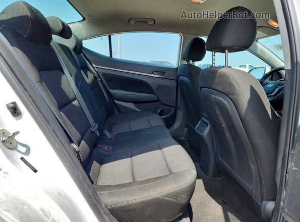 5NPD84LFXJH231042 2018 HYUNDAI ELANTRA White Հետևի նստատեղերի տեսք