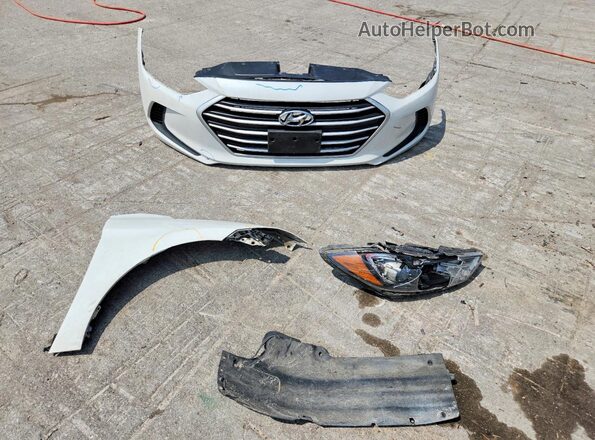 5NPD84LFXJH231042 2018 HYUNDAI ELANTRA White Շարժիչի բաժամունքի տեսք