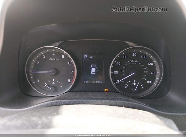 5NPD84LFXJH269225 2018 HYUNDAI ELANTRA Red Հետևի նստատեղերի տեսք