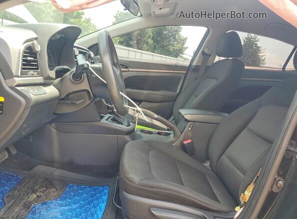 5NPD84LFXJH275753 2018 HYUNDAI ELANTRA Black Вид салону спереду
