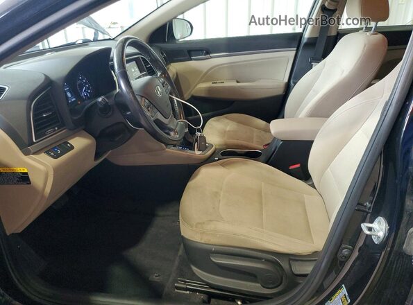 5NPD84LFXJH291290 2018 HYUNDAI ELANTRA Black წინა სალონის ხედი
