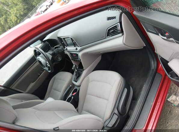 5NPD84LFXJH303423 2018 HYUNDAI ELANTRA Red Вид салону спереду