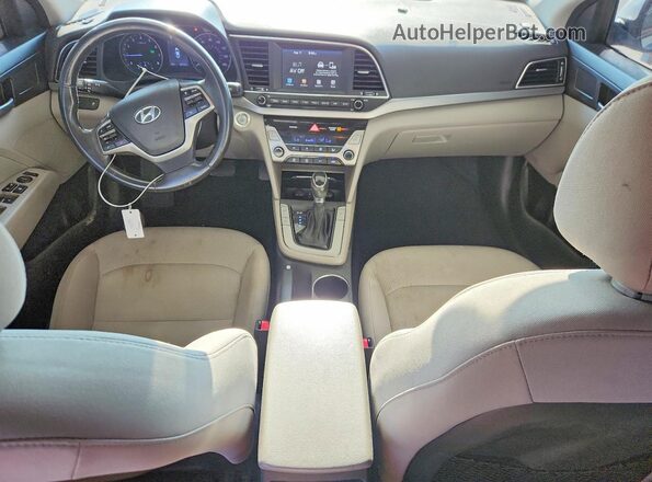 5NPD84LFXJH357854 2018 HYUNDAI ELANTRA Silver Вид панелі приладів