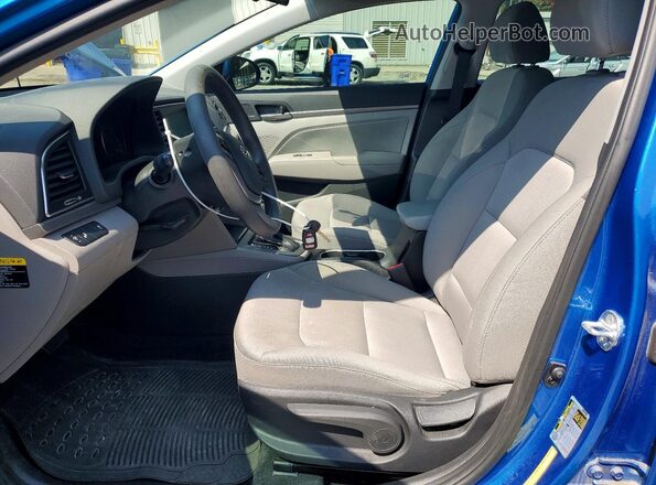 5NPD84LFXJH380485 2018 HYUNDAI ELANTRA Blue Front interior view