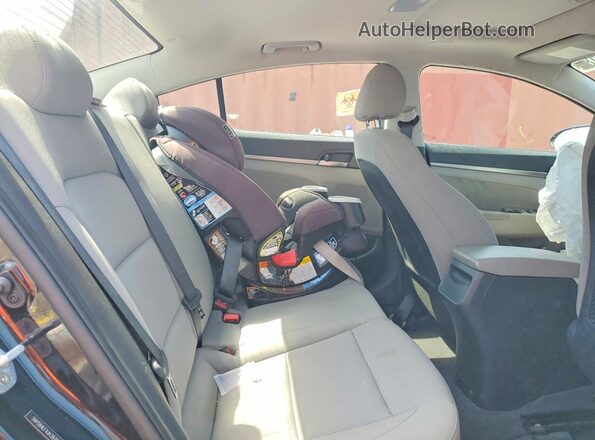 5NPD84LFXJH397044 2018 HYUNDAI ELANTRA Black Вид задніх сидінь