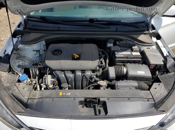 5NPD84LFXKH424101 2019 HYUNDAI ELANTRA White Rear interior view