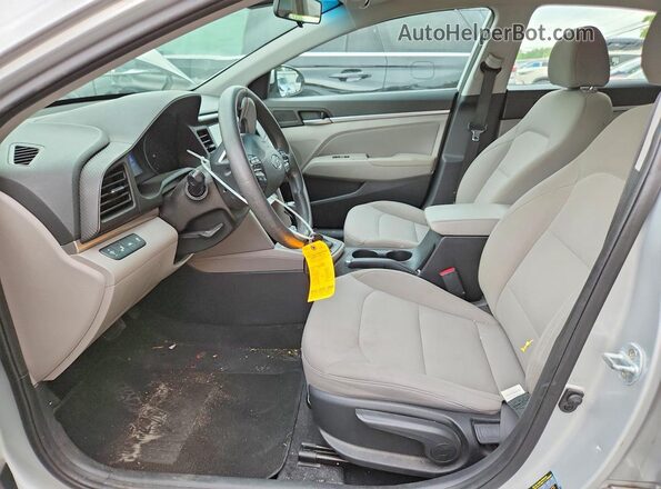 5NPD84LFXKH435258 2019 HYUNDAI ELANTRA Silver Front interior view