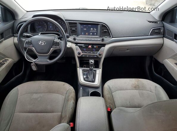 5NPD94LA0HH070650 2017 HYUNDAI ELANTRA White Vista del salpicadero