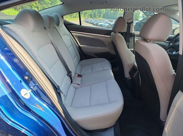 5NPD94LA2KH416849 2019 HYUNDAI ELANTRA Blue Widok tylnych siedzeń