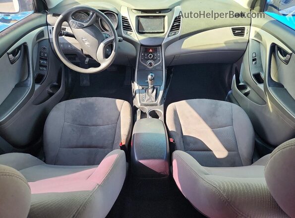5NPDH4AE0GH719872 2016 HYUNDAI ELANTRA White Vista del salpicadero