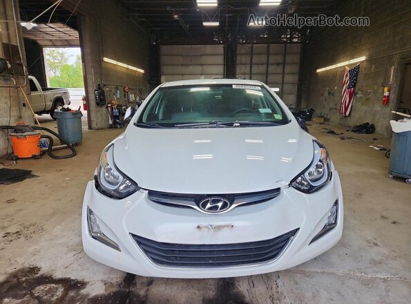 5NPDH4AE1GH659813 2016 HYUNDAI ELANTRA White Widok z przodu