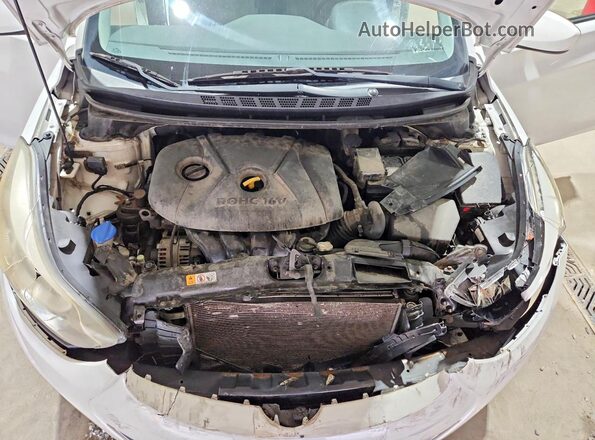 5NPDH4AE1GH693623 2016 HYUNDAI ELANTRA White Вид задньої частини салону