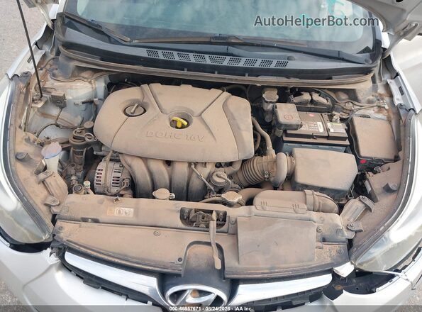 5NPDH4AE1GH718892 2016 HYUNDAI ELANTRA Silver Widok z tyłu