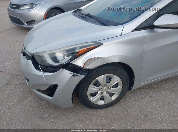 5NPDH4AE1GH718892 2016 HYUNDAI ELANTRA Silver Widok z przodu