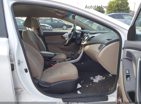 5NPDH4AE1GH729035 2016 HYUNDAI ELANTRA White Vista interior delantera