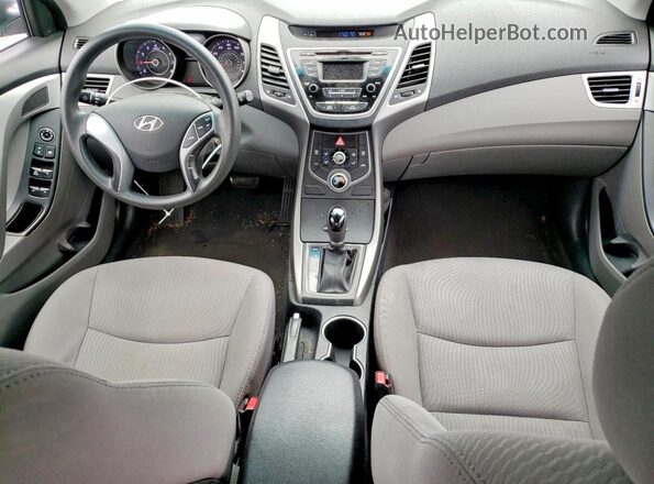 5NPDH4AE1GH738883 2016 HYUNDAI ELANTRA Серебряный Вид панели приборов