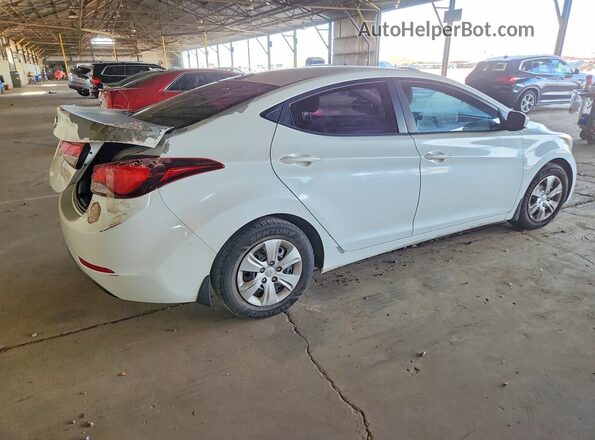 5NPDH4AE1GH757093 2016 HYUNDAI ELANTRA Белый Вид сзади