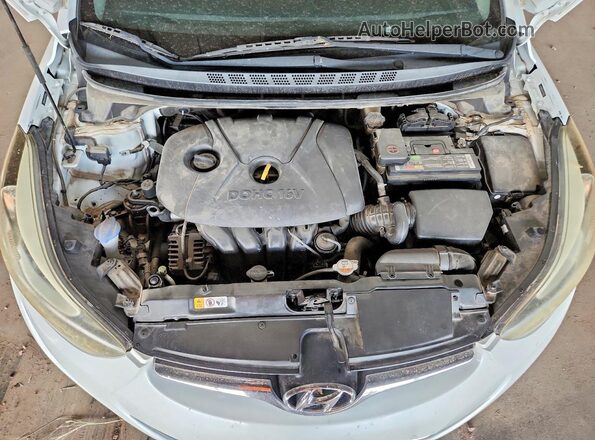 5NPDH4AE1GH757093 2016 HYUNDAI ELANTRA Белый 