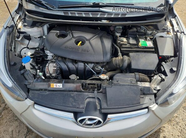5NPDH4AE2GH732042 2016 HYUNDAI ELANTRA Silver Вид задньої частини салону