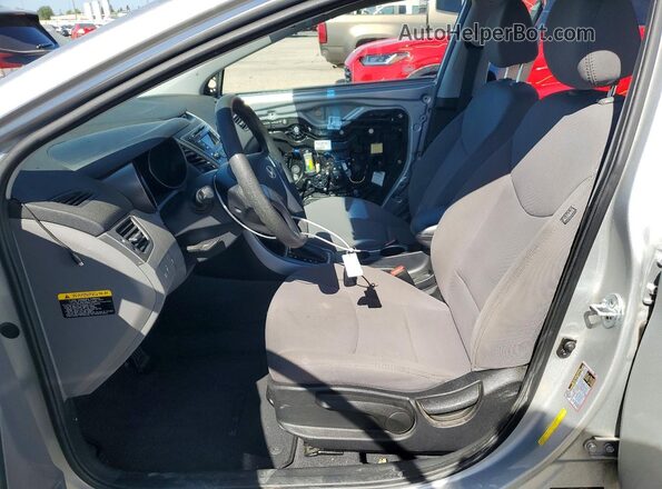 5NPDH4AE2GH751707 2016 HYUNDAI ELANTRA Silver Front interior view
