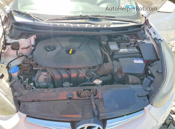 5NPDH4AE2GH772363 2016 HYUNDAI ELANTRA White უკანა სალონის ხედი