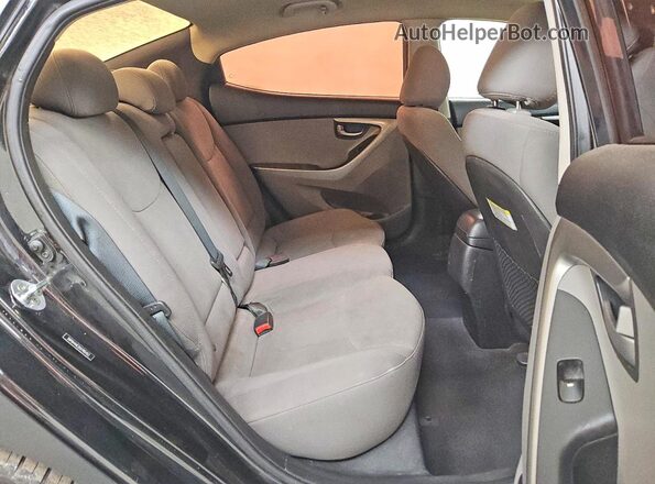 5NPDH4AE2GH785453 2016 HYUNDAI ELANTRA Black Rear seats view