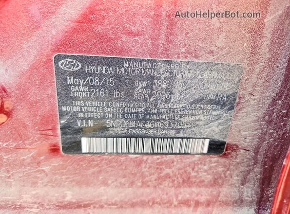 5NPDH4AE3GH693705 2016 HYUNDAI ELANTRA Red Vista del compartimento del motor