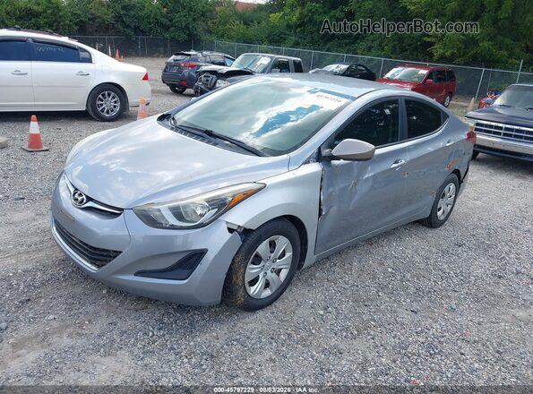 5NPDH4AE3GH705156 2016 HYUNDAI ELANTRA Silver Vista tres cuartos delantera izquierda