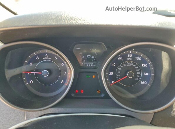 5NPDH4AE3GH765731 2016 HYUNDAI ELANTRA Red Սարքավորումների վահանակի տեսք