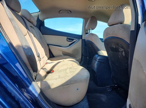 5NPDH4AE3GH797031 2016 HYUNDAI ELANTRA Blue უკანა სავარძლების ხედი