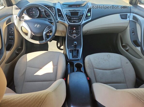 5NPDH4AE3GH797465 2016 HYUNDAI ELANTRA Gold Widok deski rozdzielczej