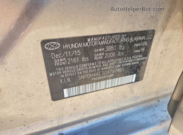 5NPDH4AE3GH797465 2016 HYUNDAI ELANTRA Gold Widok komory silnika