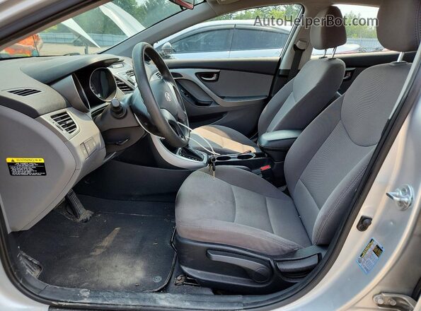 5NPDH4AE4GH671034 2016 HYUNDAI ELANTRA Silver Widok wnętrza z przodu